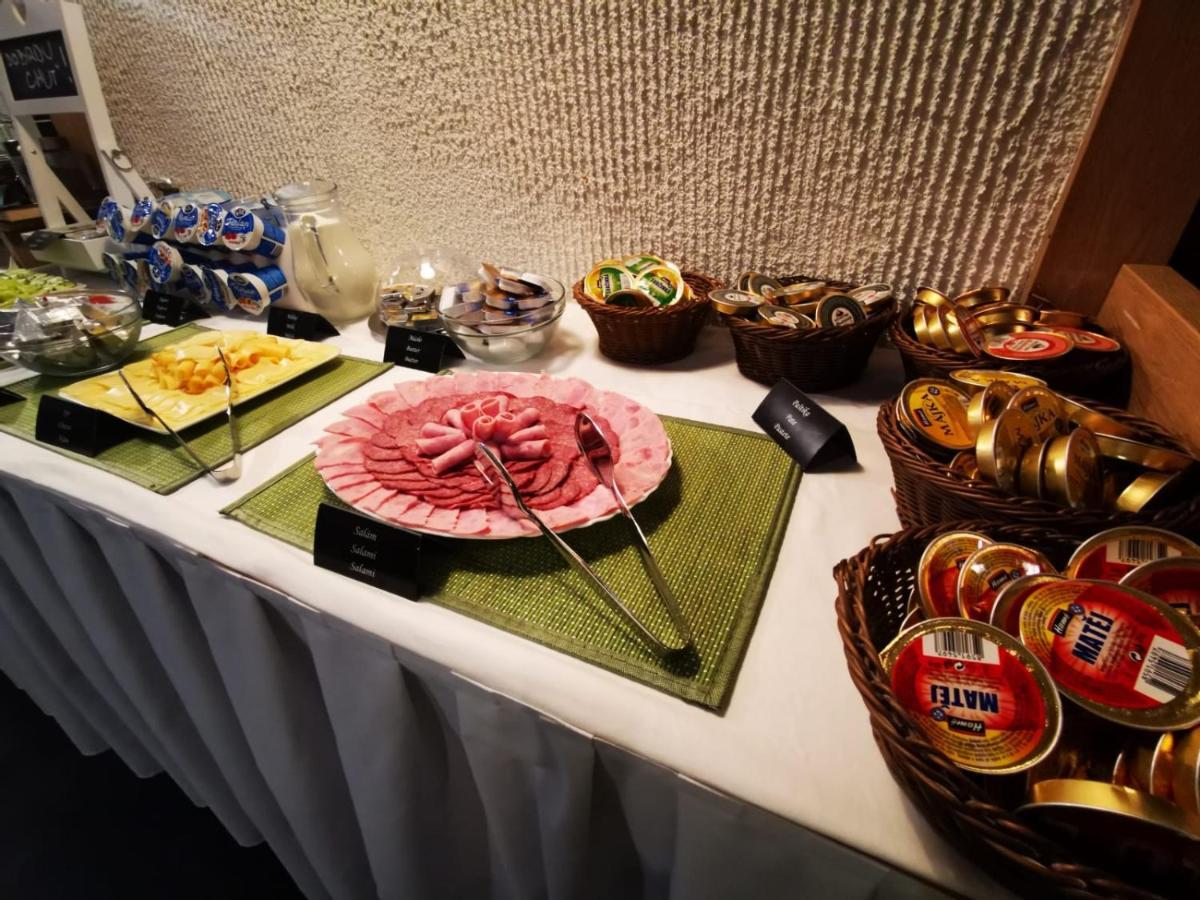 Hotel U Cisare Iii. Mělník Eksteriør billede