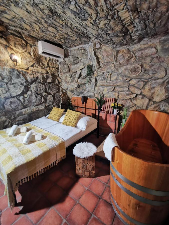 Hotel U Cisare Iii. Mělník Eksteriør billede