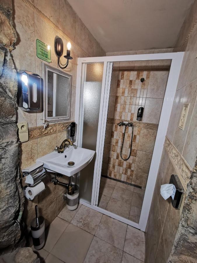 Hotel U Cisare Iii. Mělník Eksteriør billede